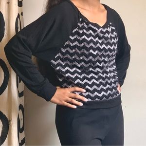 Cropped Sweater Top with Metallic Jagged Lines